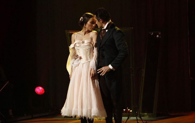 У мене мудра дружина: учасник Танців з зірками Женя Кот розповів про "роман" з Мішиною